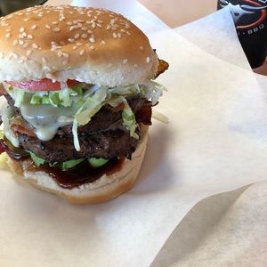 Meet your Posher, Mario